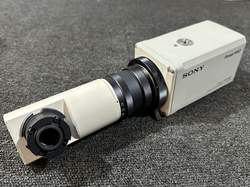 21●〇 SONY 3CCD カラービデオカメラ DXC-970MD & TOPCON SL-7E,7F FOR USE WITH MODEL レンズ 〇●_画像1