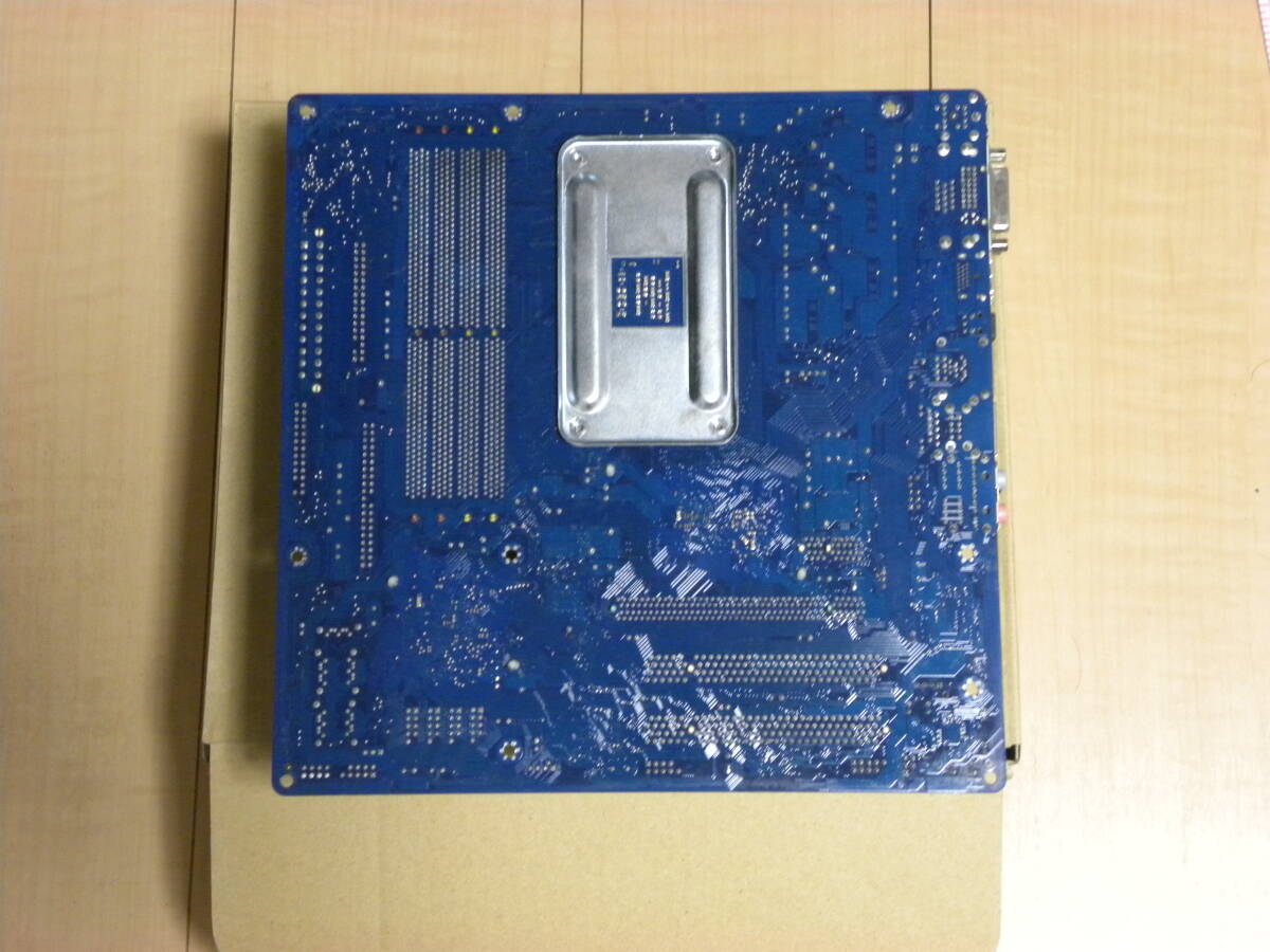 GIGABYTE GA-MA78GM-US2H(AM3/AM2+/AM2) ＋ CPU(AthlonⅡ X2 240)、メモリ(4GB)セット １円スタートの画像2