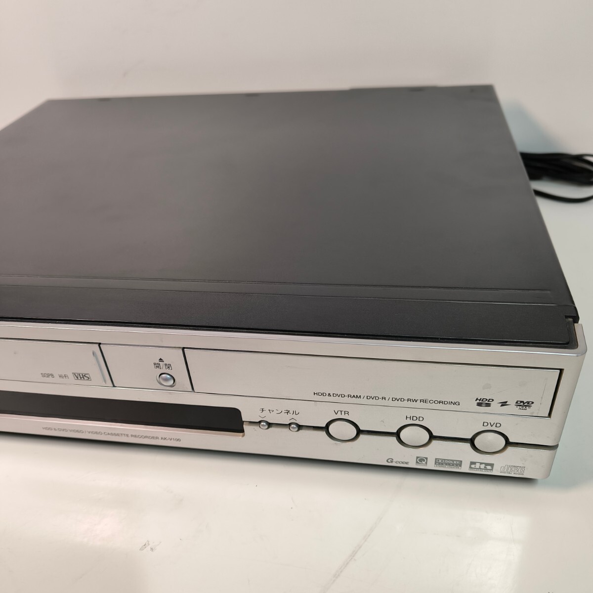 [ free shipping ]TOSHIBA DVD VHS HDD recorder AK-V100 maintenance ending operation excellent Toshiba 