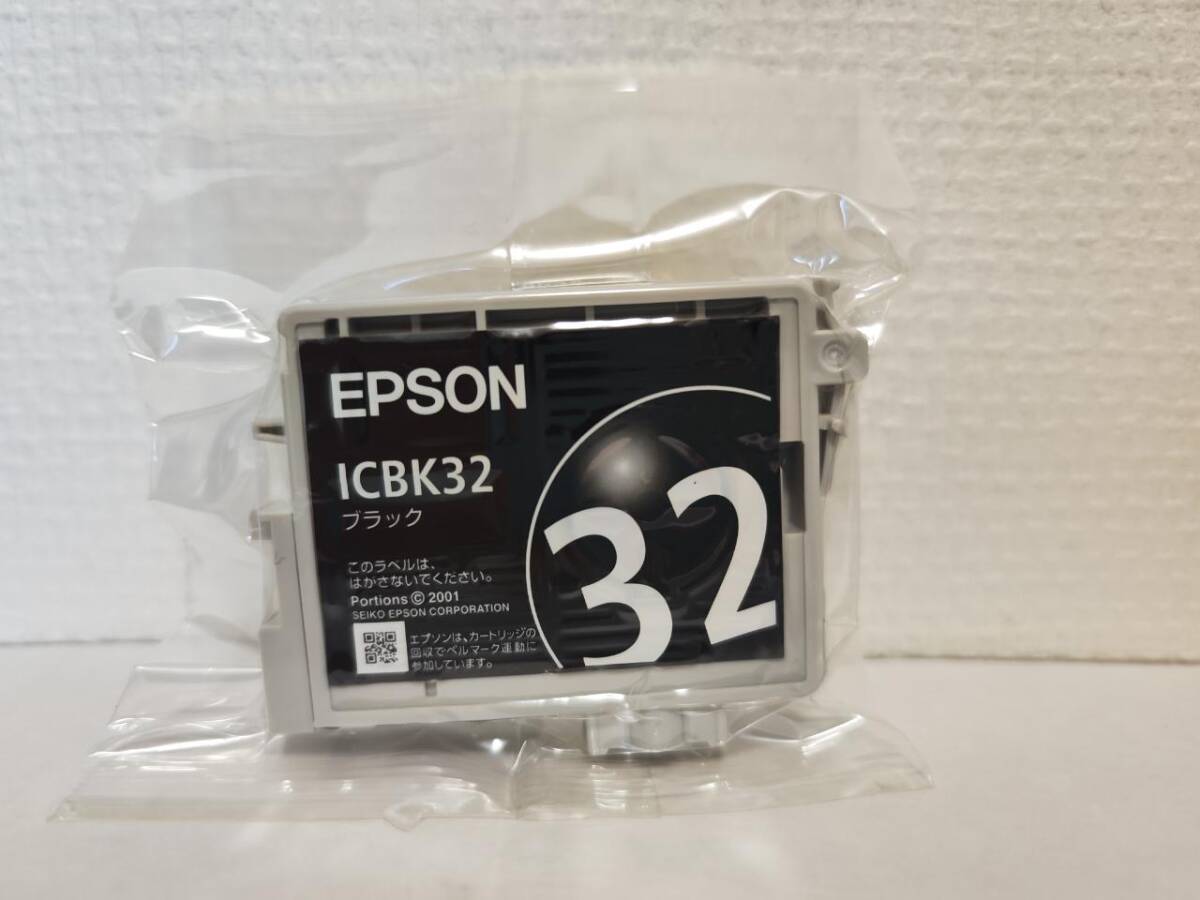 EPSON　インクカートリッジ　 ICBK32　ブラック　※推奨使用期限切れ_画像1