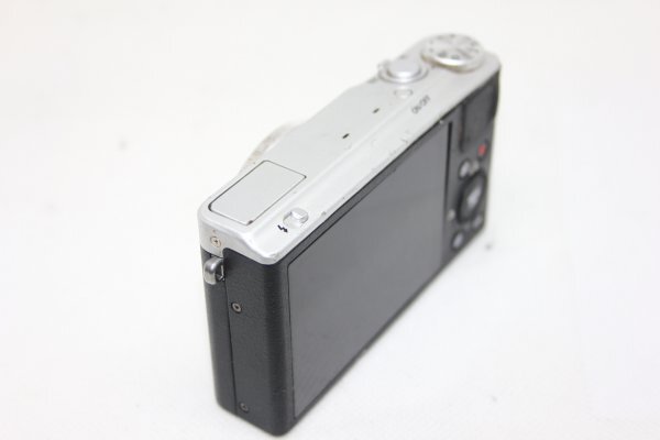 FUJIFILM デジタルカメラ XQ2 シルバー XQ2S #3345-210 FUJIFILM デジタルカメラ XQ2 シルバー XQ2S #3345-210