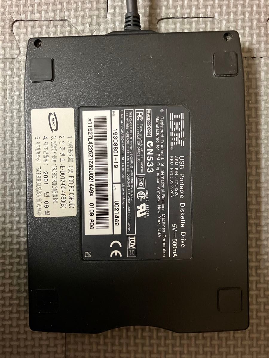 IBMフロッピーディスクドライブ USB接続外付けFDD FD-05PUB 