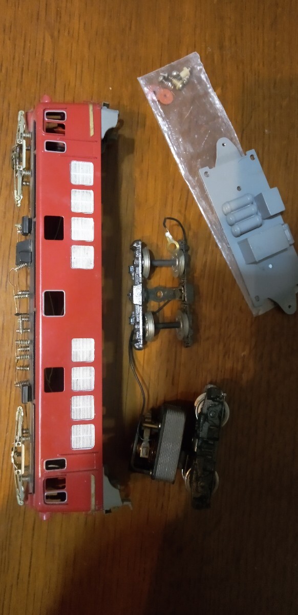 HOゲージ　カツミ　KTM ED70形　電気機関車　ボディー　床下　台車　動作確認不明　破損箇所あり　梱包後にレターパックプラスにて発送_画像1