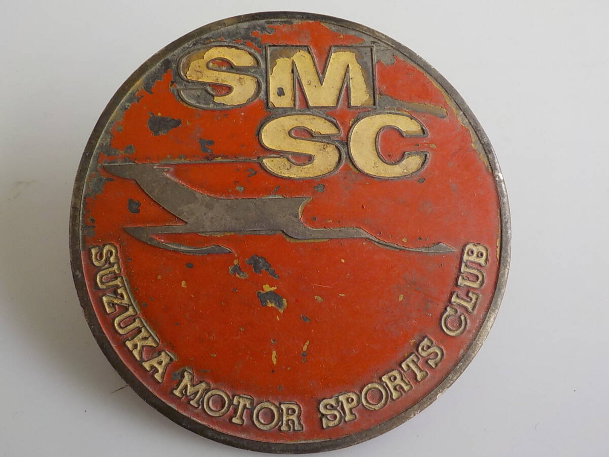  old car SMSC SUZUKA MOTOR SPORTS CLUB car bachi grill emblem Showa Retro auto accessory 