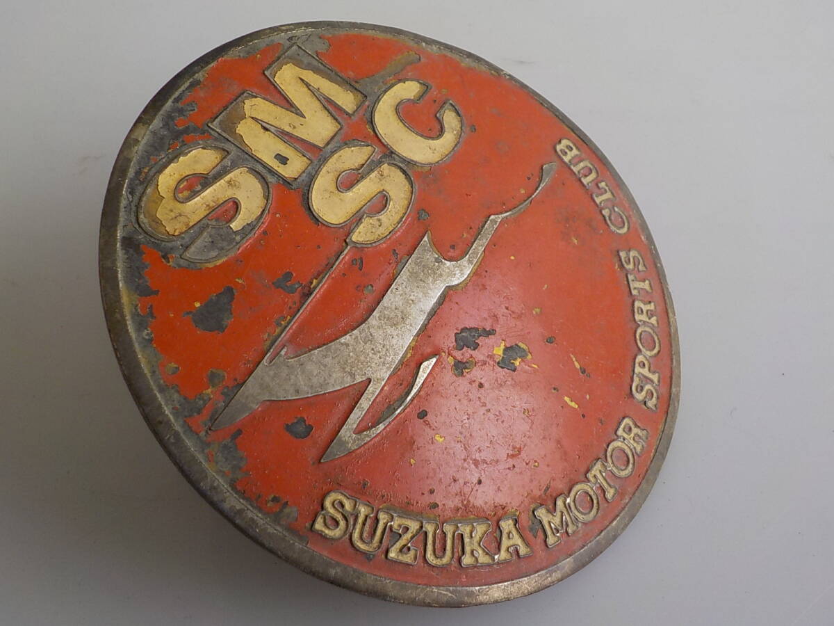  old car SMSC SUZUKA MOTOR SPORTS CLUB car bachi grill emblem Showa Retro auto accessory 