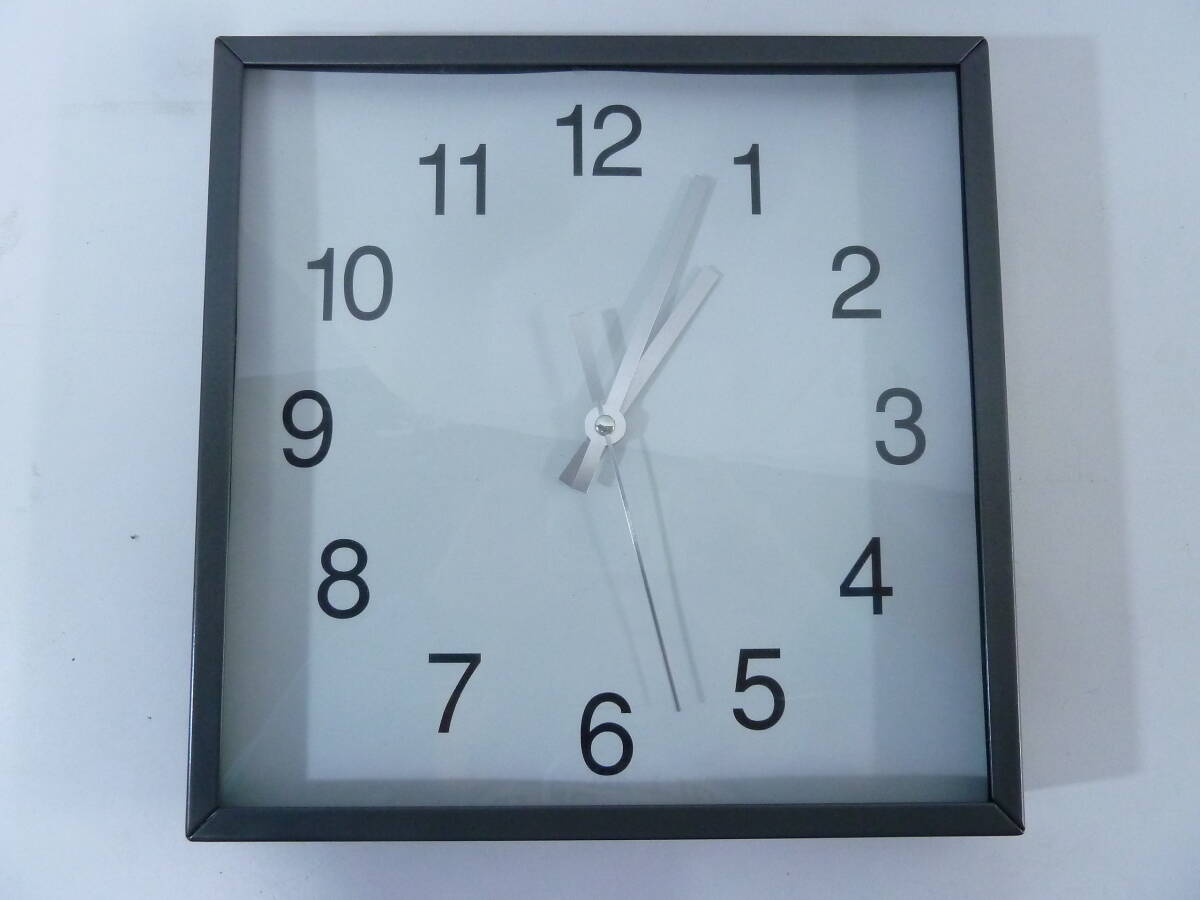 # IKEA・DAILYなど 丸形・角型　掛け時計　インテリア　3点セット _画像2