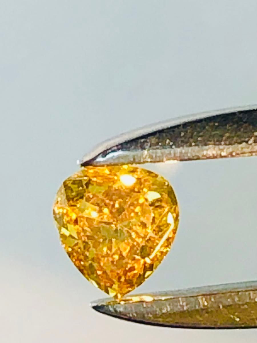 天然イエローダイヤルース fancy vivid yellow 0.237ct 中央宝石研究所(CGL)ソーティング付