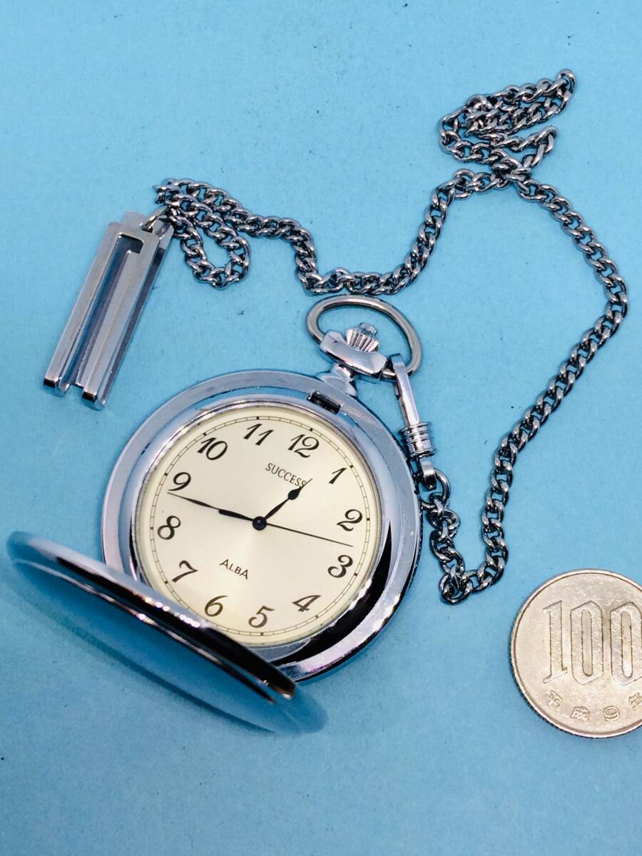 (E48) beautiful goods (*\'v\') Seiko Alba *sakses* cover attaching pocket watch ( battery replaced ) silver men's clock USED( postage nationwide equal 185 jpy ) wonderful clock..