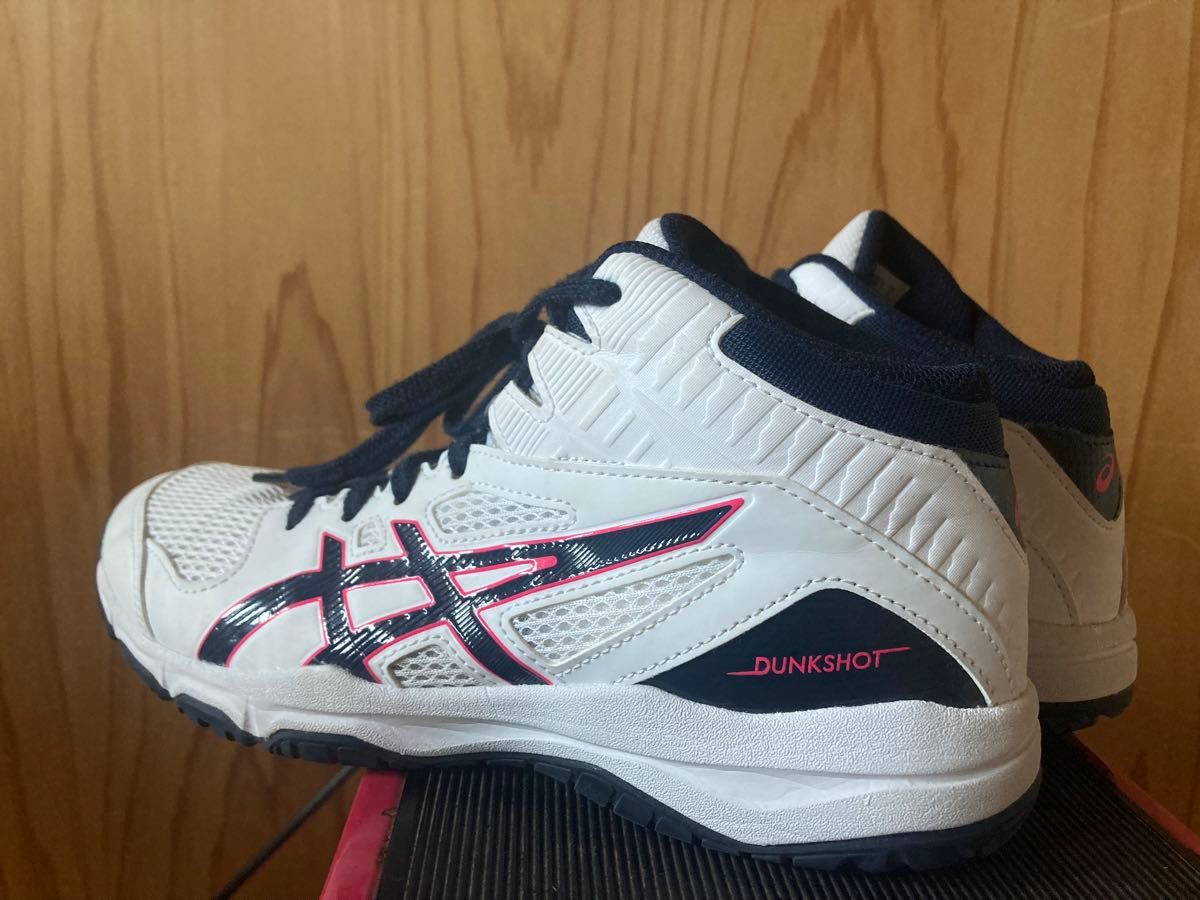 〔値下げ〕美品　asics ダンクショット 24.5cm