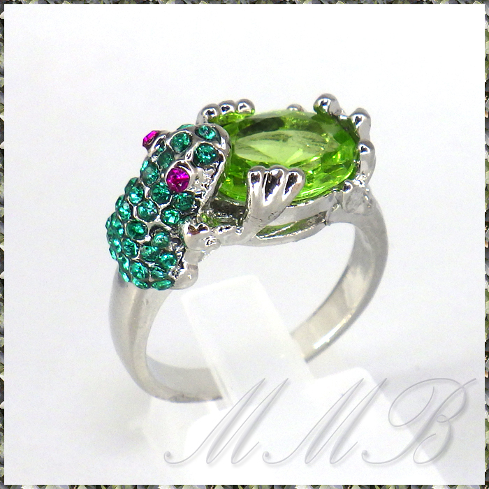 [RING] AAA Crystal beautiful oval green Stone crystal CZ pink I frog frog platinum coloring 16 number 