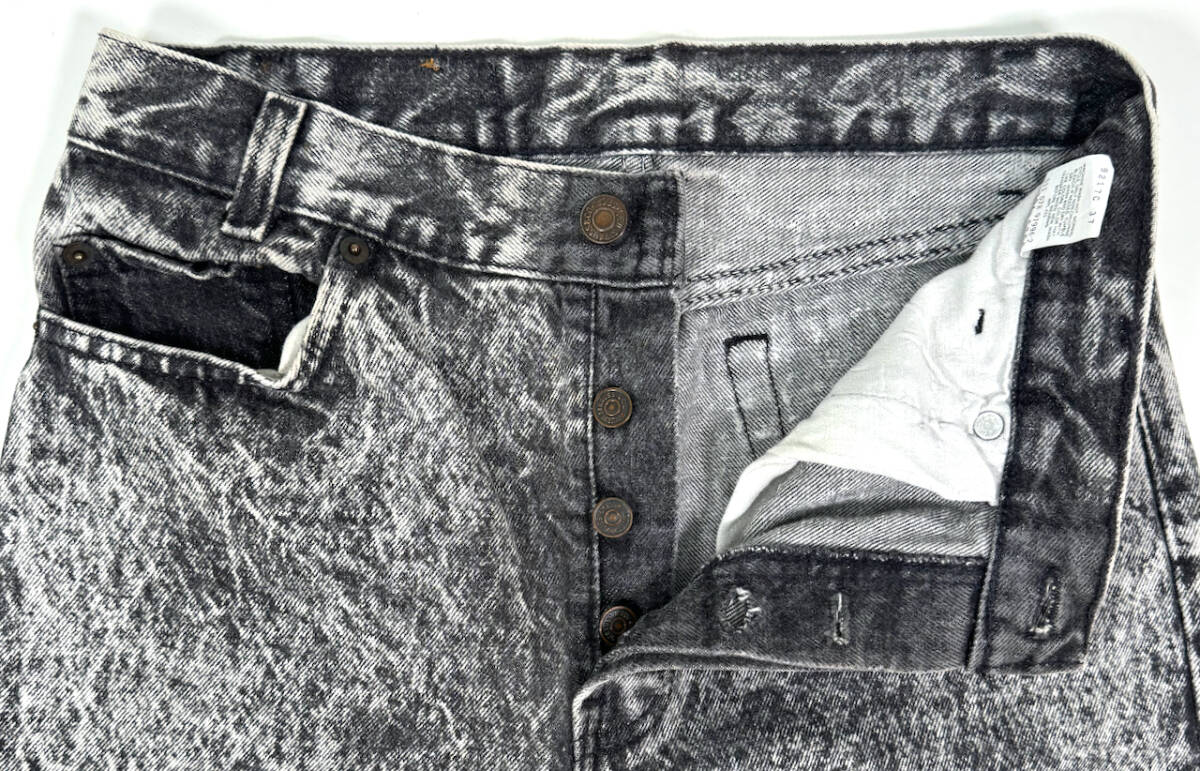 USA製 1988 LEVI’S 501 Black Acid washed W29.5 L29.5 80s ヴィンテージリーバイス ジーンズ デニムパンツ ケミカル 黒 ブラック_画像6