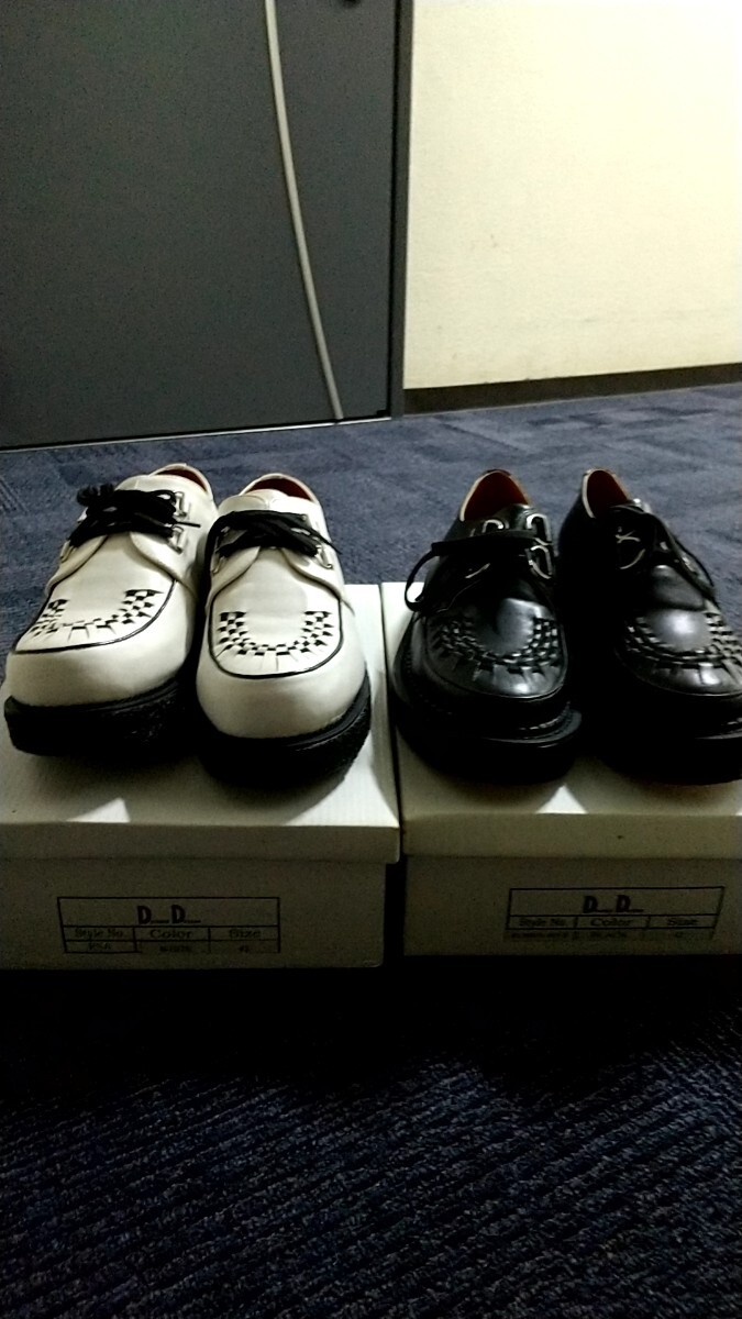 靴 ラバーソール ロック パンク系  白と黒 サイズ42 未使用品 長期保管品 2点セットの画像10