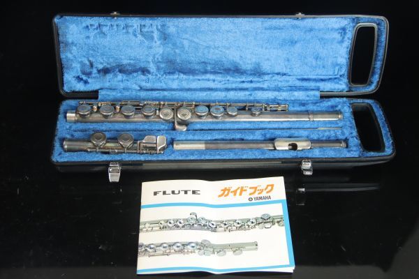 美品　YAMAHA フルート　FLUTE　YFL-31 ケース付　しおり付　管楽器_画像1