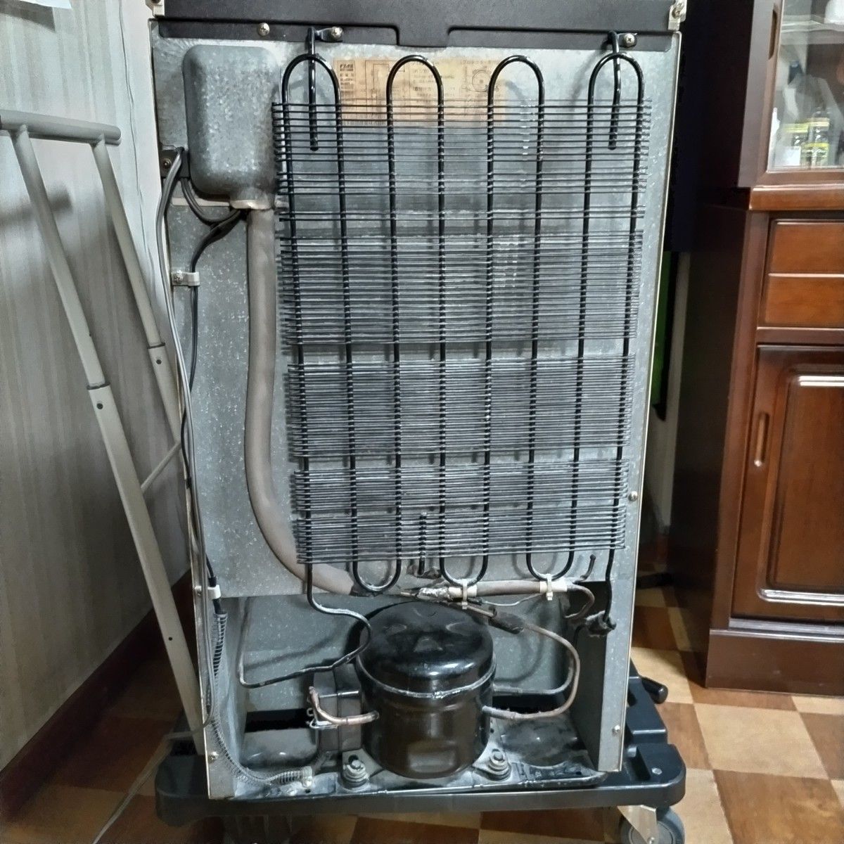 ナショナルの冷蔵庫 NR-802P(A) 73L 79年製