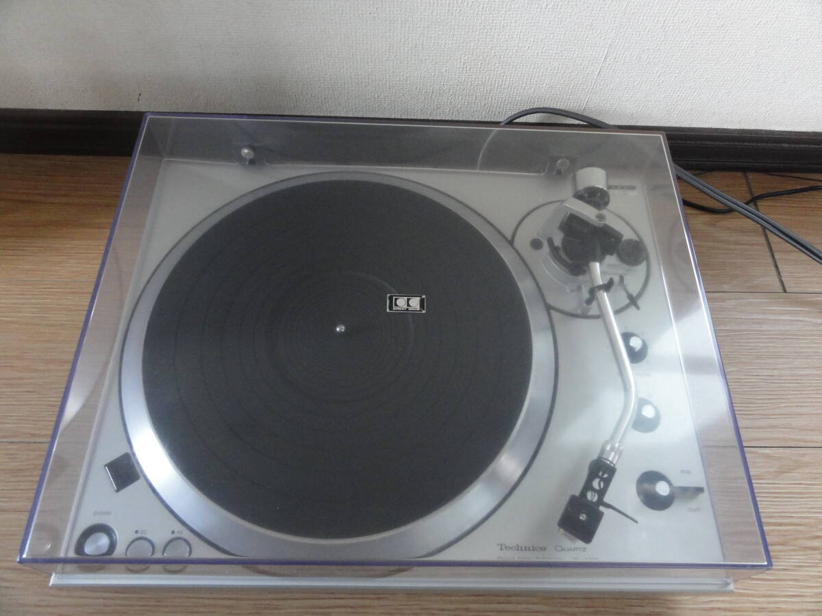 Technics SL-1301クオーツD.D.フルオートレコードプレーヤー中古　カートリッジEPC-270C新品針付き　メンテ済動作品_画像3