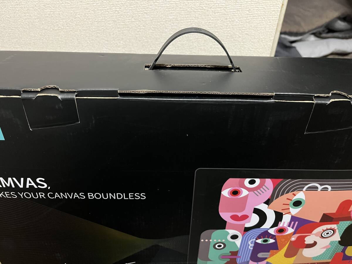 HUION 液タブ Kamvas 20 19.5インチ_箱には凹み傷があります