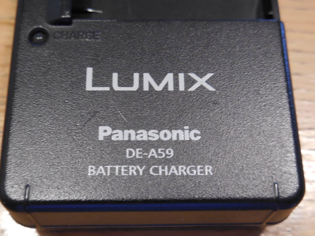 Panasonic パナソニック LUMIX 充電器 DE-A59 中古品の画像3