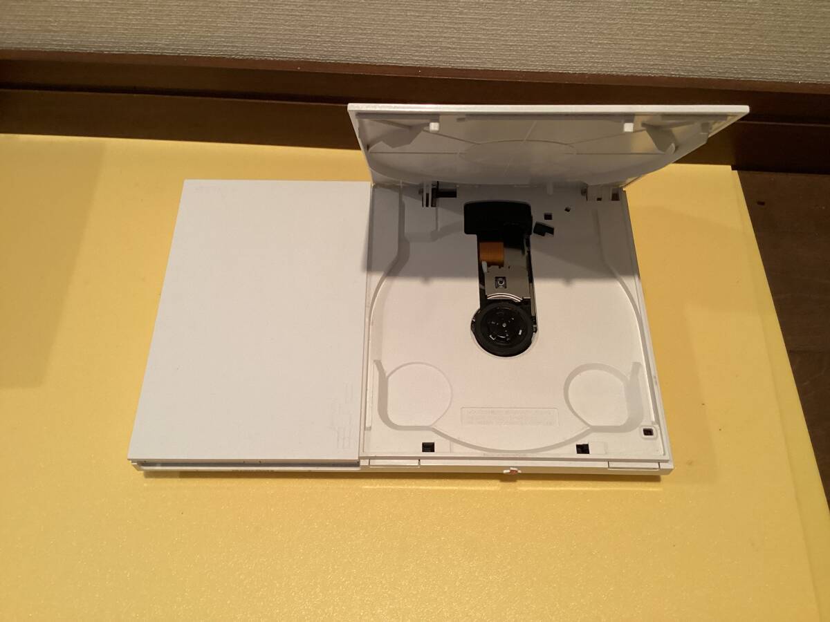 レンズ新品交換　メンテナンス　円傷対策棒設置　SCPH-90000 001