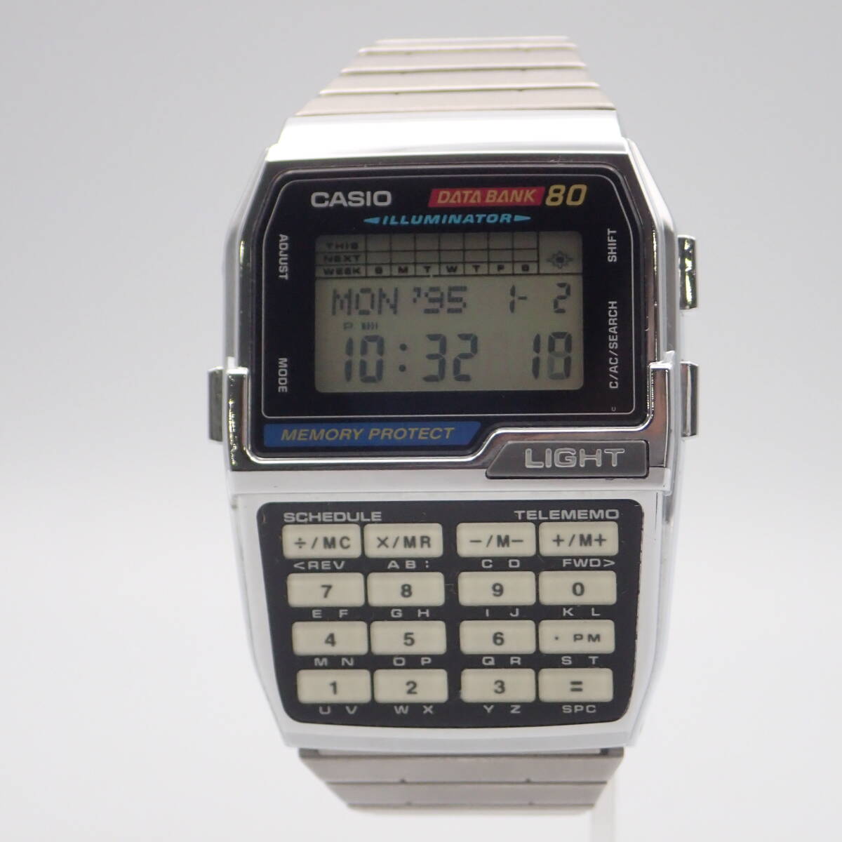 え02145【美品】CASIO カシオ/データバンク80/クオーツ/メンズ腕時計/デジタル/電卓/DBC-810_画像3