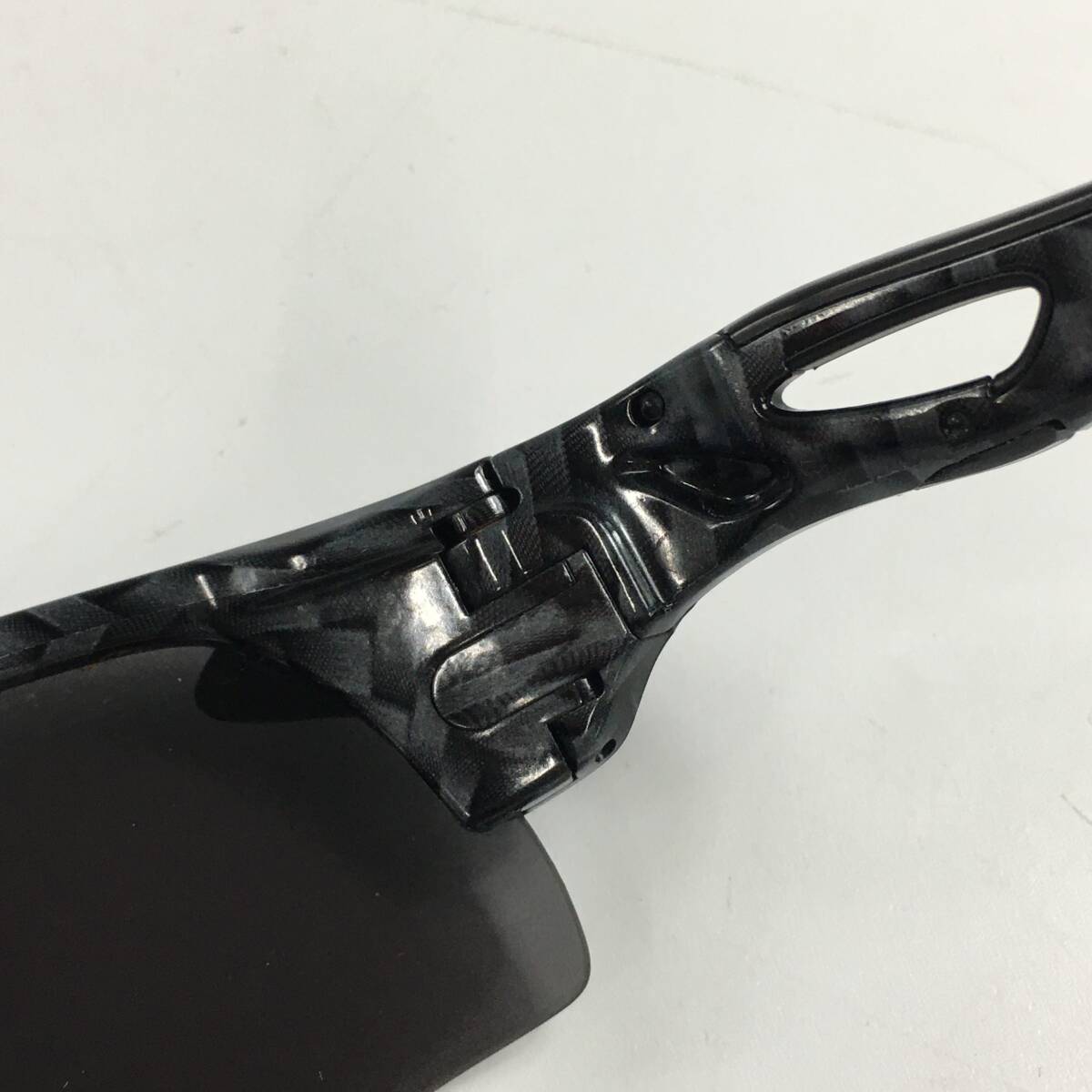 ★E03499/OAKLEY オークリー/サングラス/OO9206-4438 131/RADARLOCK レーダーロック_画像8