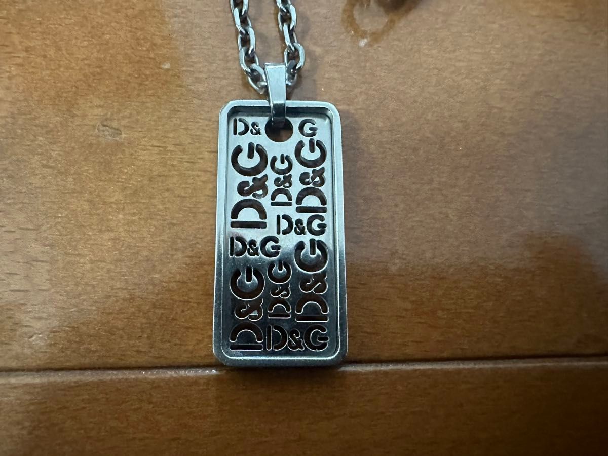 D&G ネックレス