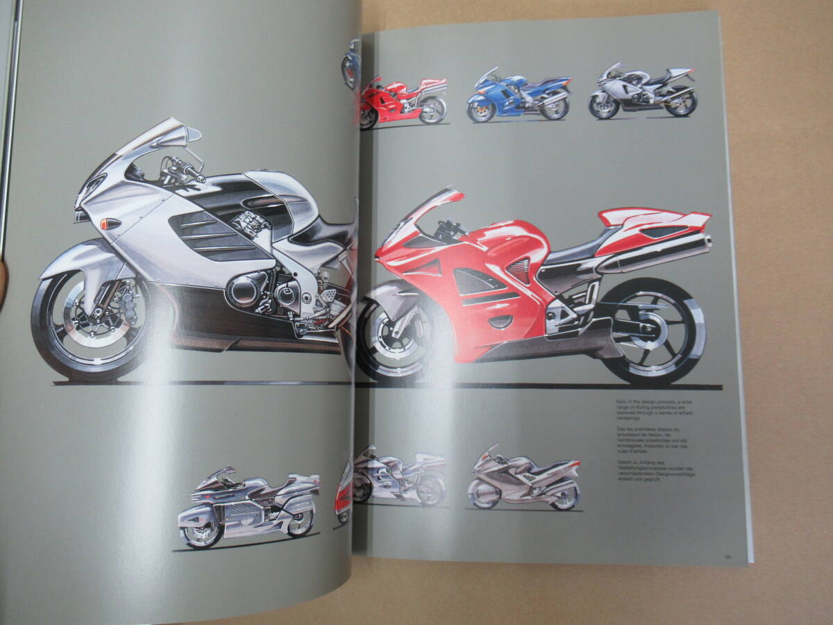 ZX-12R 非売品 豪華本「THE STORY OF THE NINJA ZX-12R」＆ ニューモデルガイド ZX1200-A Kawasaki カワサキ _画像3