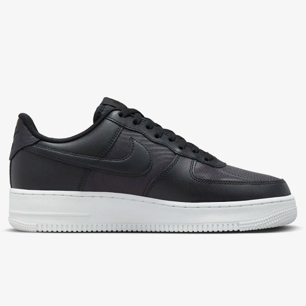 ★新品★NIKE AIR FORCE 1 ‘07 LV8 エア フォース1 FB2048-001 黒 27.5の画像3