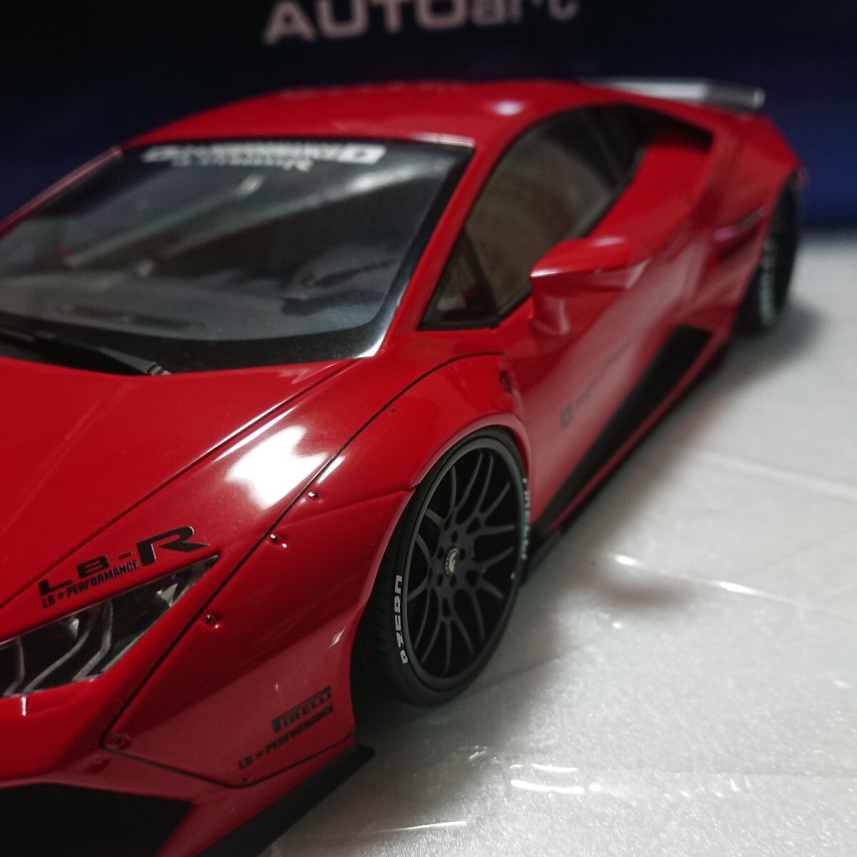 オートアート(AUTOart) 1/18 LAMBORGHINI HURACAN LB-WORKSレッドの画像3