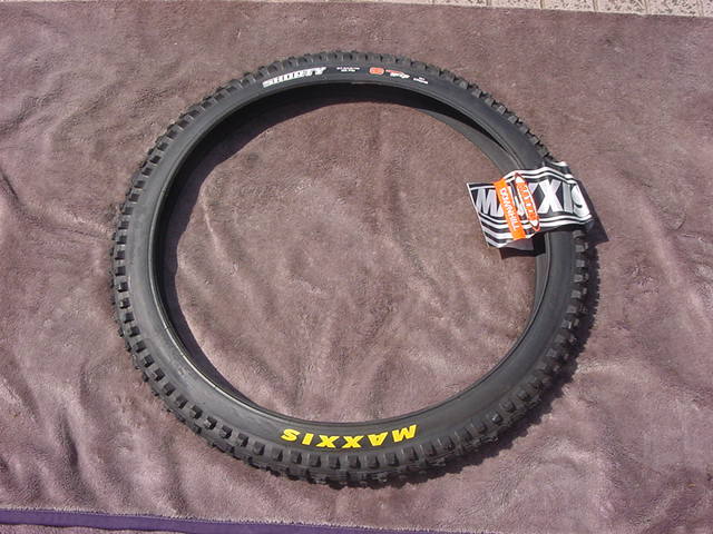 MAXXIS SHORTY 3C/maxxgrip DHCASING 27.5x2.40 新品未使用_画像8