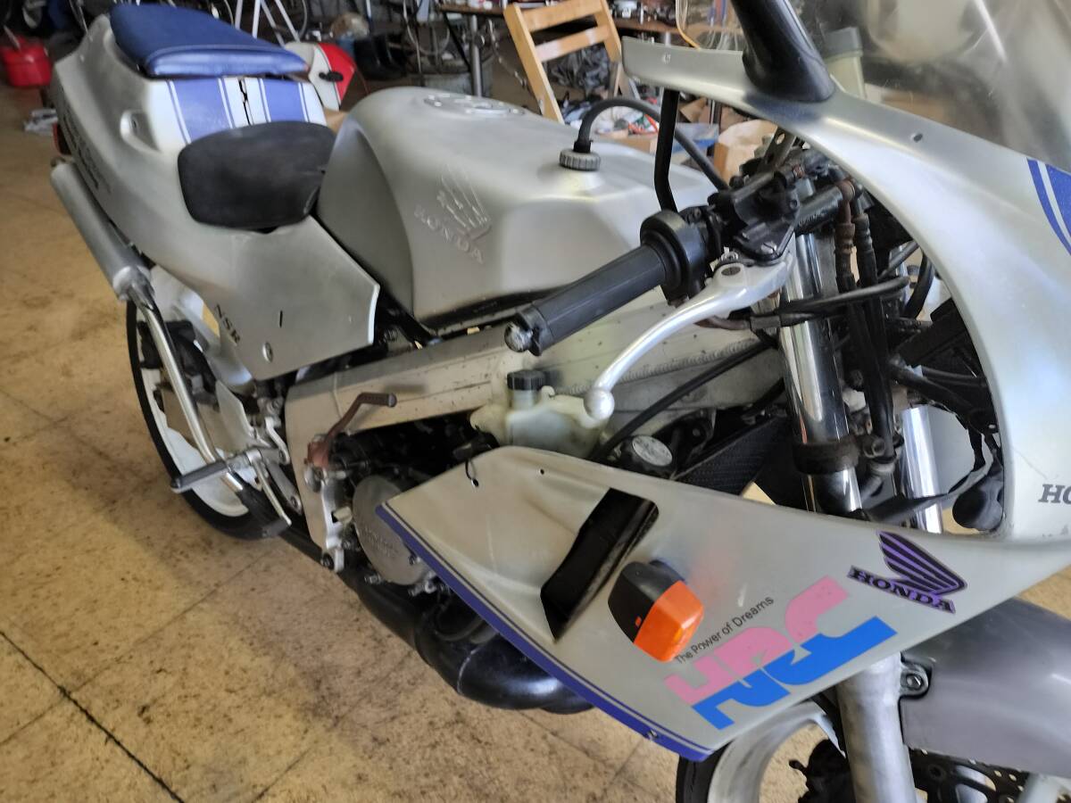 ＨＯＮＤＡ　ＮＳＲ２５０　エンジン実働　書類あり。レストア。部品取り用　８８－８９_画像5