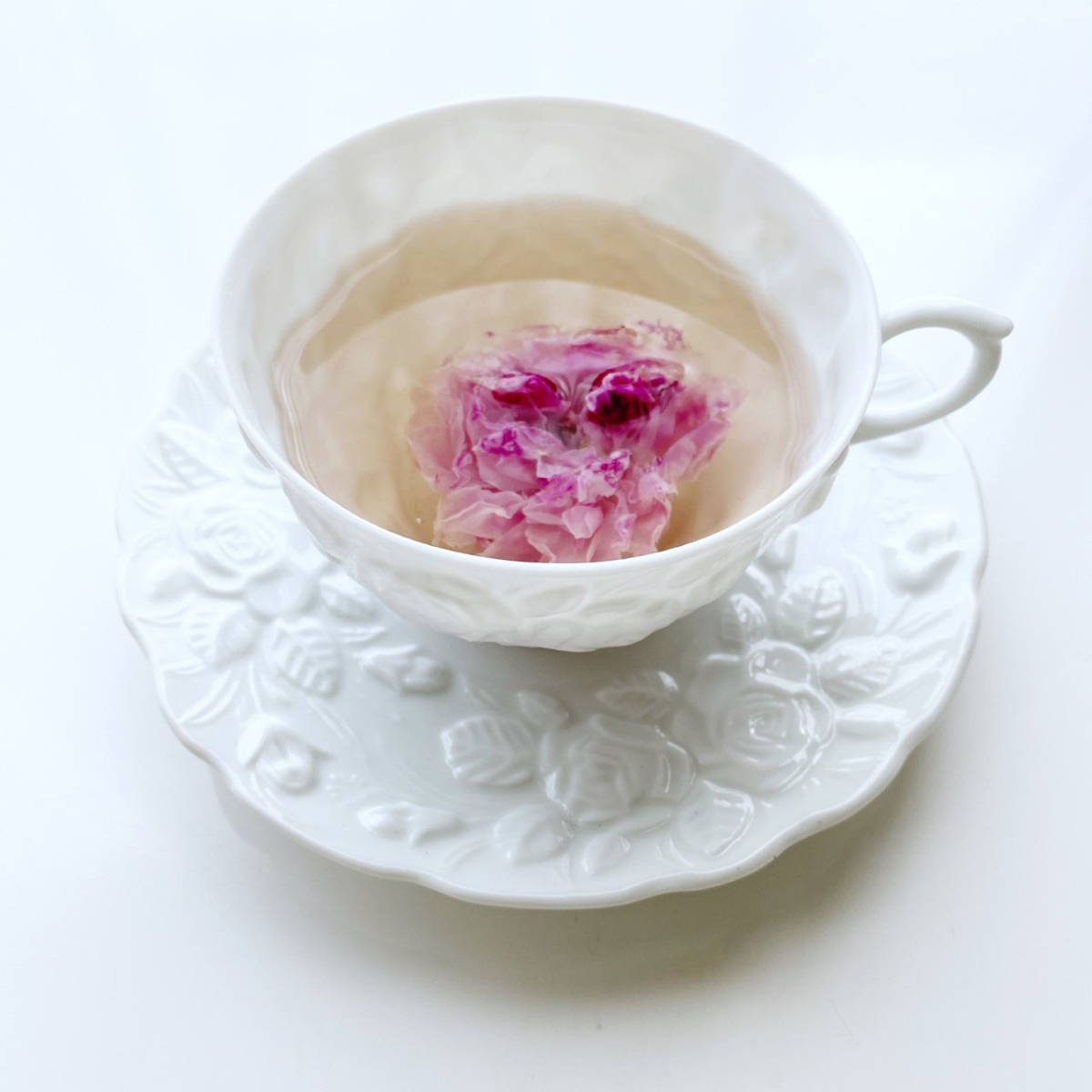 バラ茶無染色 無農薬残留 ノーエッセンス ノーカフェイン 美容茶 薔薇茶 ローズティー 10g 約15輪