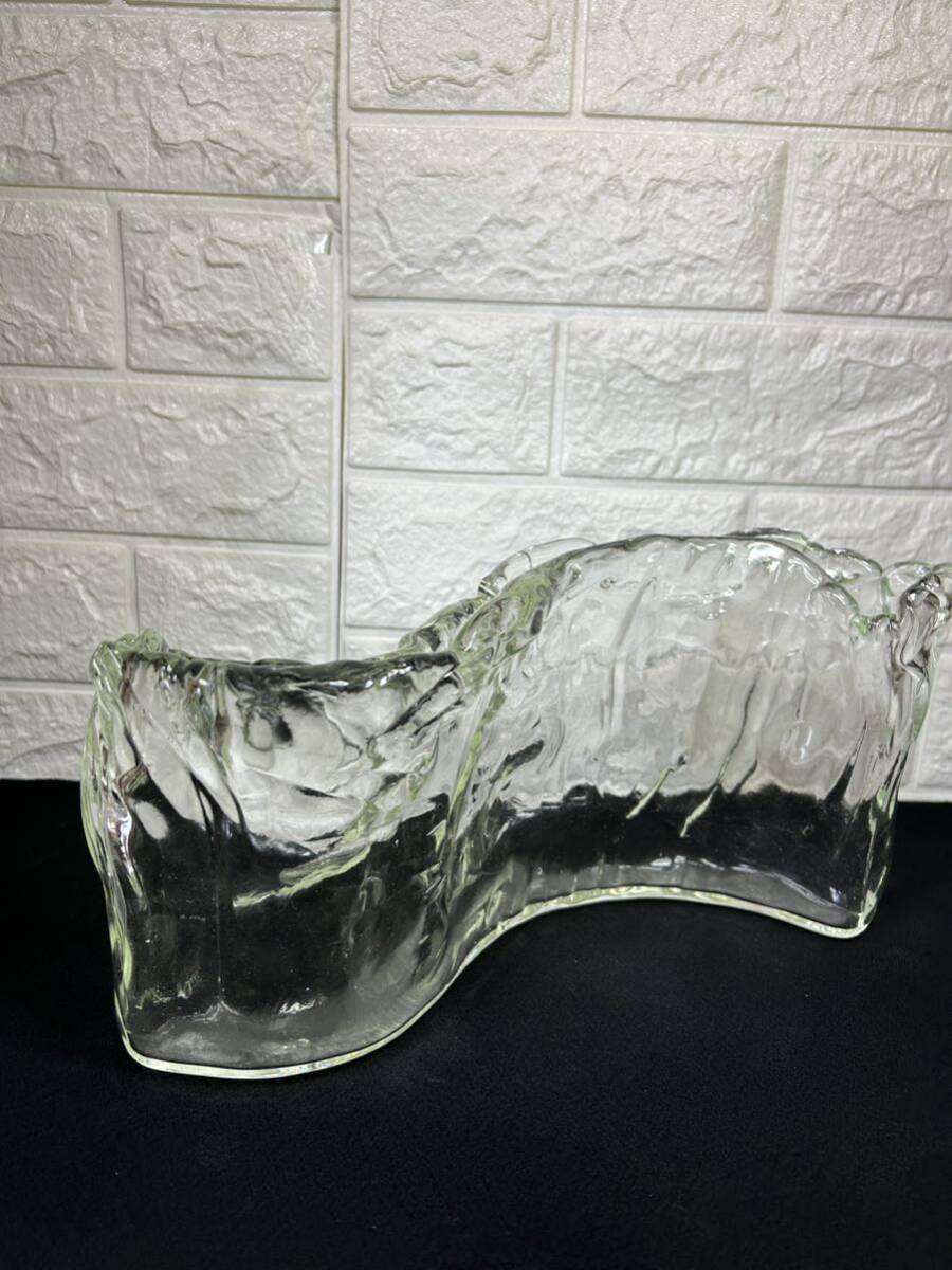 岩田ガラス 花瓶 フラワーベース 湾曲 スキ S型 独創的なデザイン_画像7