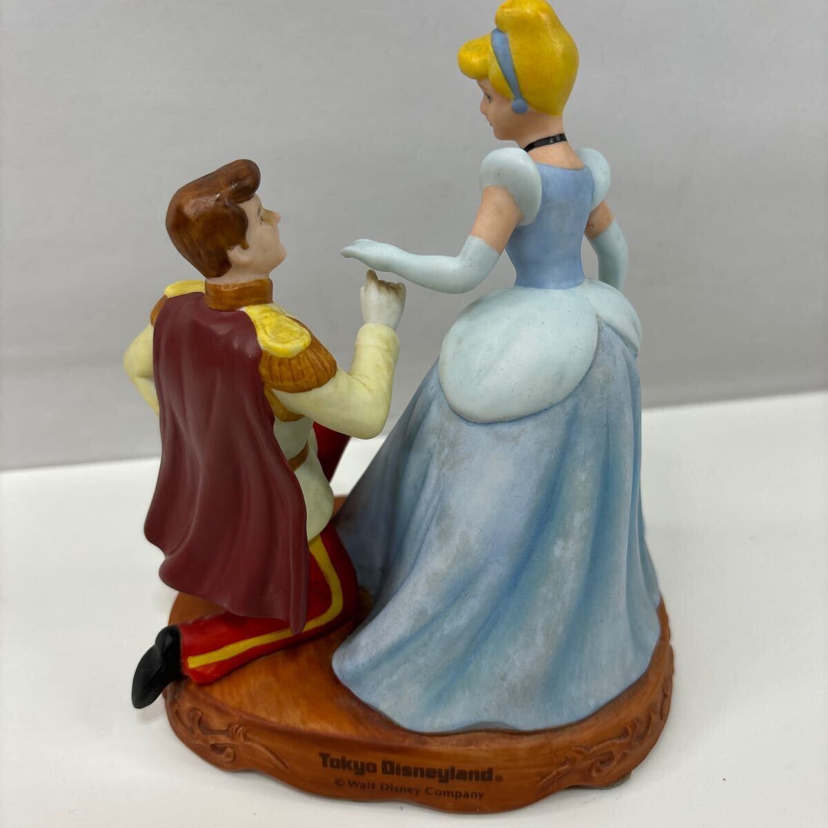 [ working properly goods ]sinterela music box Disney doll objet d'art ornament ceramics doll (924)