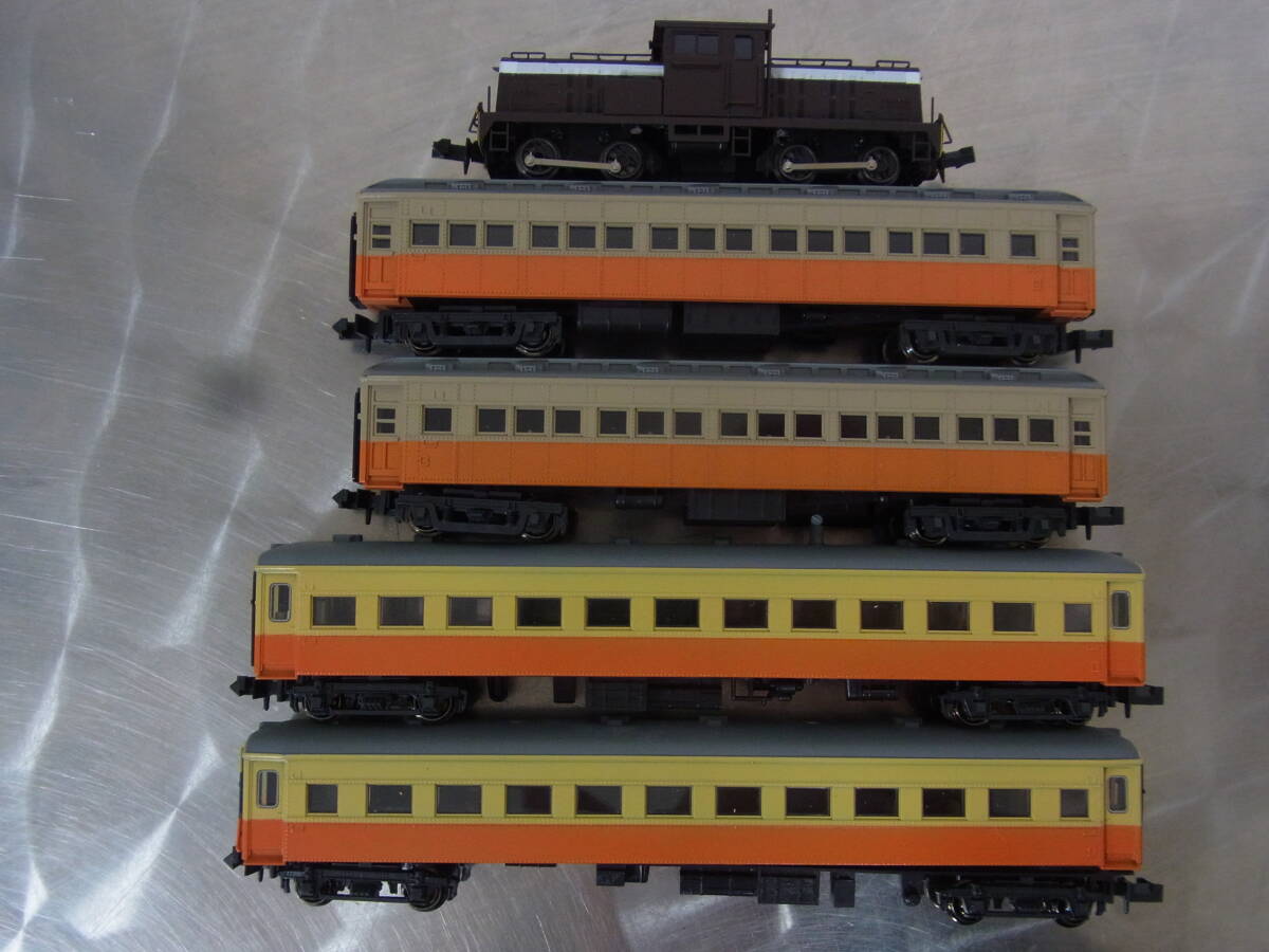 KATO/カトー 津軽鉄道 ストーブ列車 DD51 客車4輌 電車模型/鉄道模型/列車/電車 _画像3