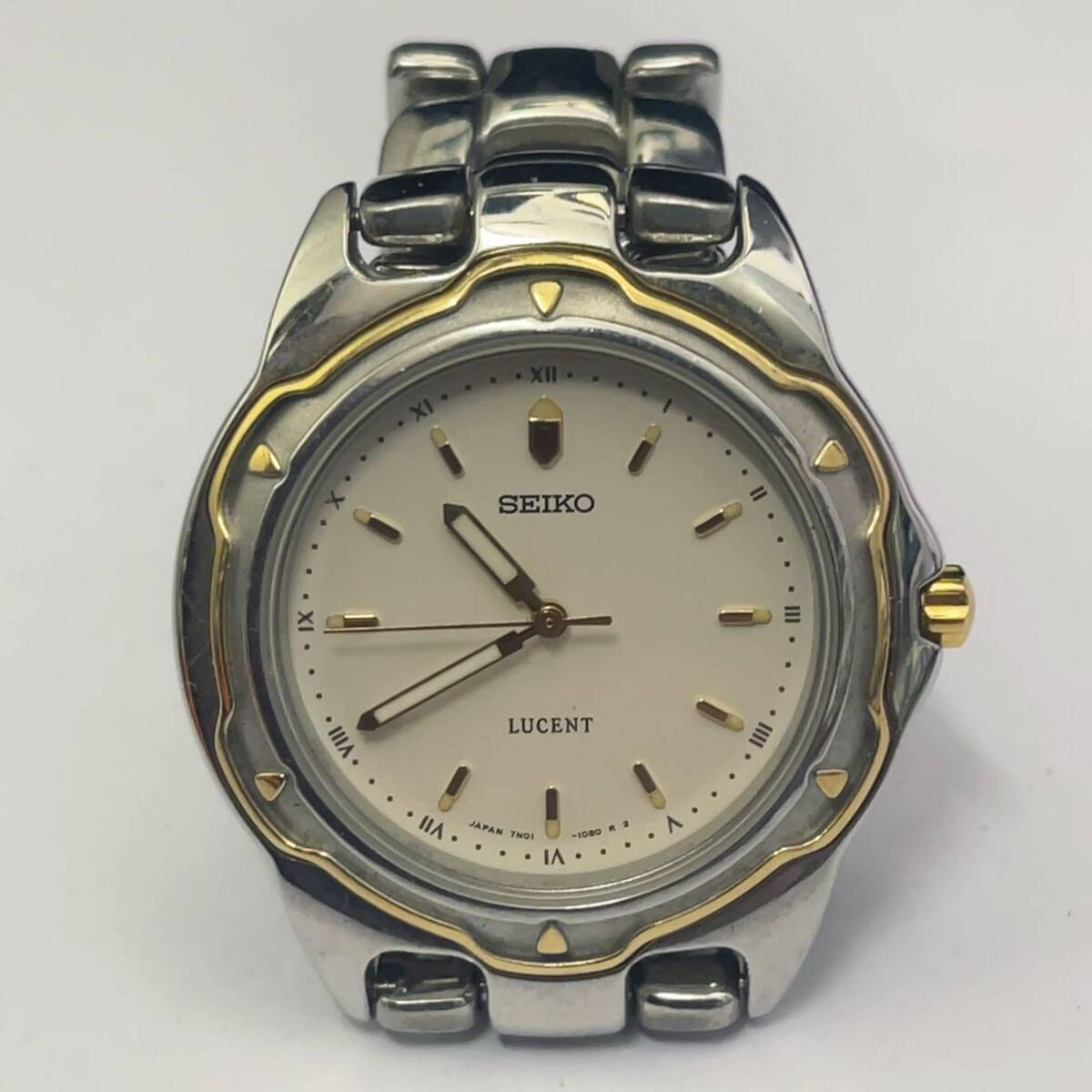 SEIKO セイコー LUCENT メンズ腕時計 デイト クォーツ コンビカラー ホワイト文字盤 7N01-6750 稼働品の画像1