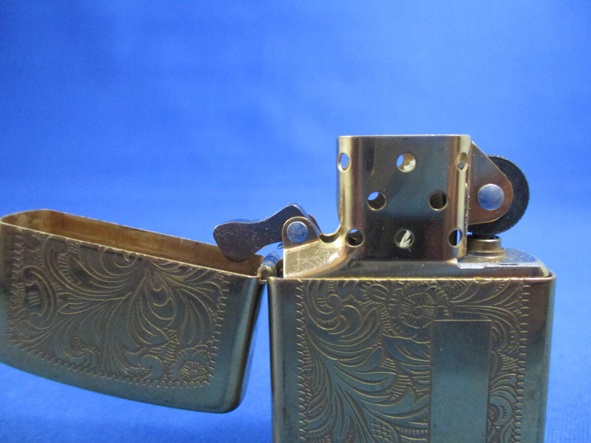 ZIPPO ジッポー オイルライター 真鍮 唐草 BRADFORD ゴールドカラー ライター コレクション 「＃1708」の画像9