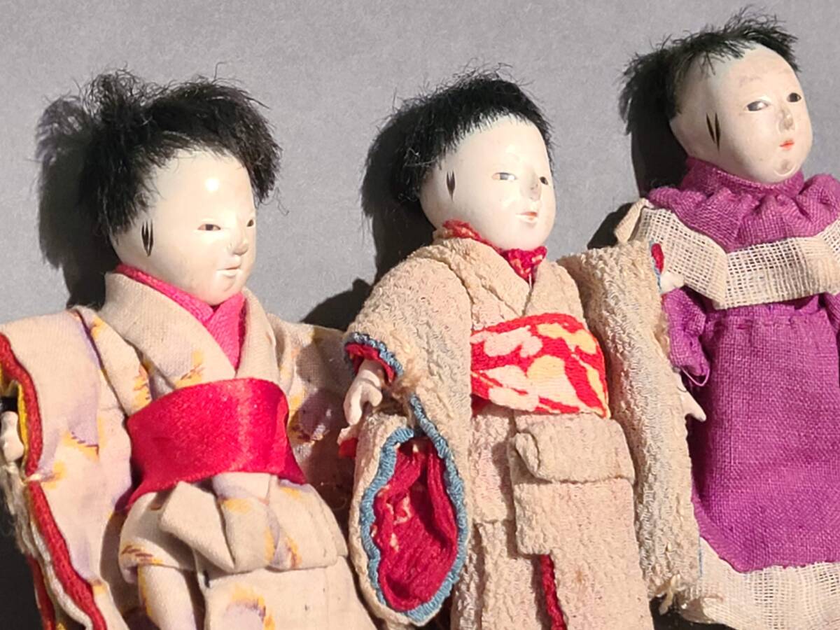 ◆女児 小抱き人形 豆人形 三体◆ 日本人形豆人形有職人形衣装人形_画像2