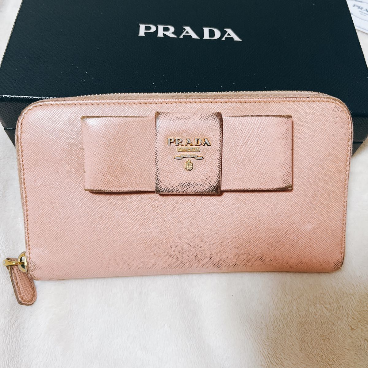 PRADA(プラダ)サフィアーノ リボンモチーフ 長財布