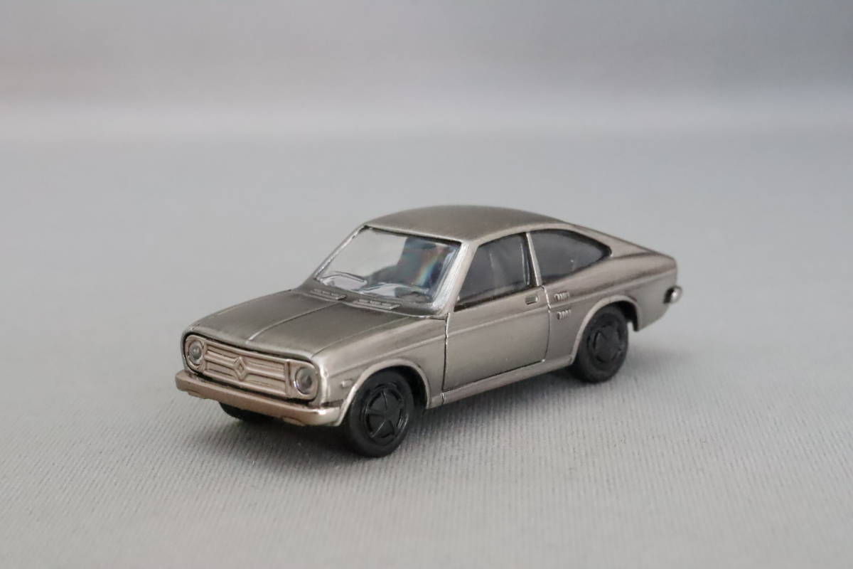  Konami out of print famous car collection D.C. VERSION Nissan Sunny 1200 GX-5(B110)1972... silver 1/64 scale 