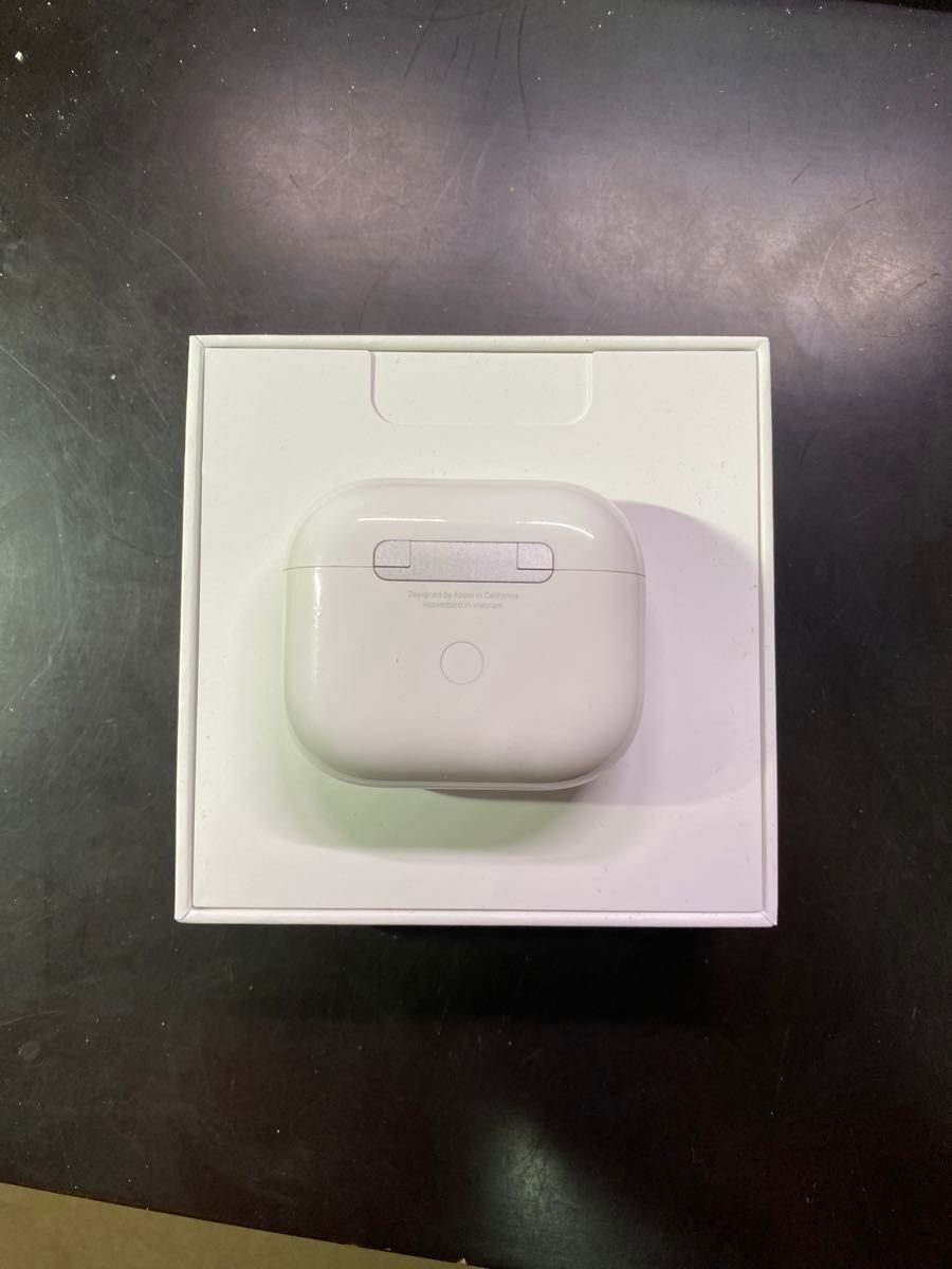 Apple AirPods 第3世代 充電ケース ワイヤレス充電|Yahoo Apple AirPods 第3世代 充電ケース ワイヤレス充電|Yahoo
