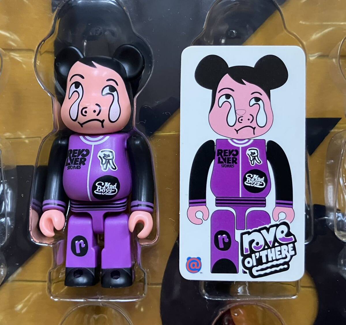 メディコムトイ ベアブリック シリーズ19 シークレット リボルバー MEDICOM TOY BE@RBRICK SERIES19 SECRET REVOLVER 100%_画像1