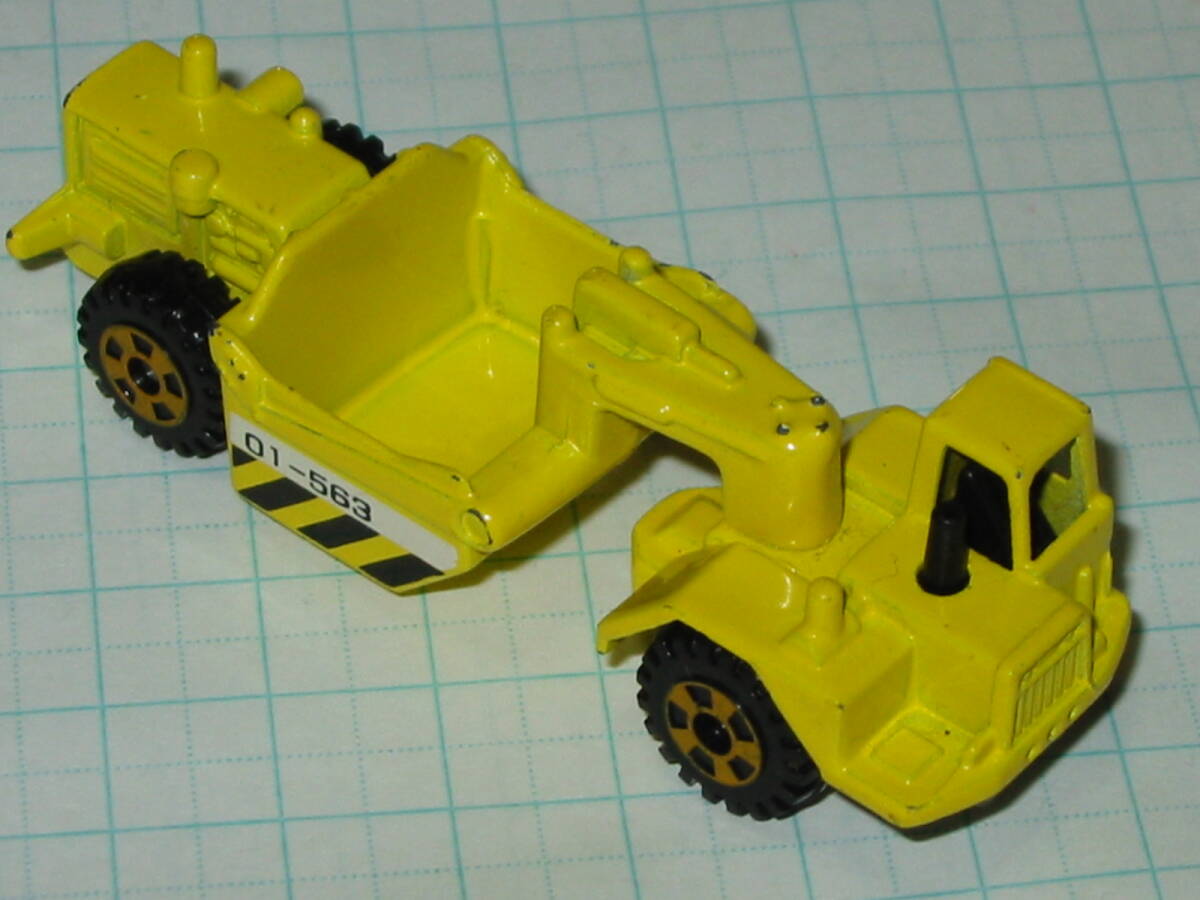 絶版品 トミカ 32 建設車両セット★小松 コマツ モータスクレーバ WS16 KOMATSU MOTOR SCRAPER WS-16 土砂欠品 中国製 ジャンク品_画像3