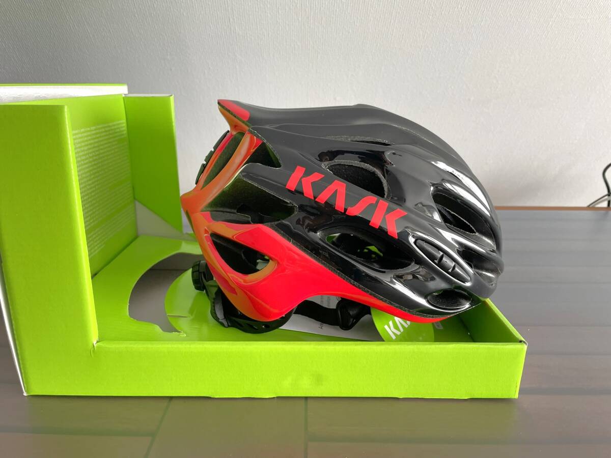 【新品未使用】KASK / MOJITO X / Black Red / Lサイズ / カスク / 59～62cm / 自転車 / ヘルメット_画像2