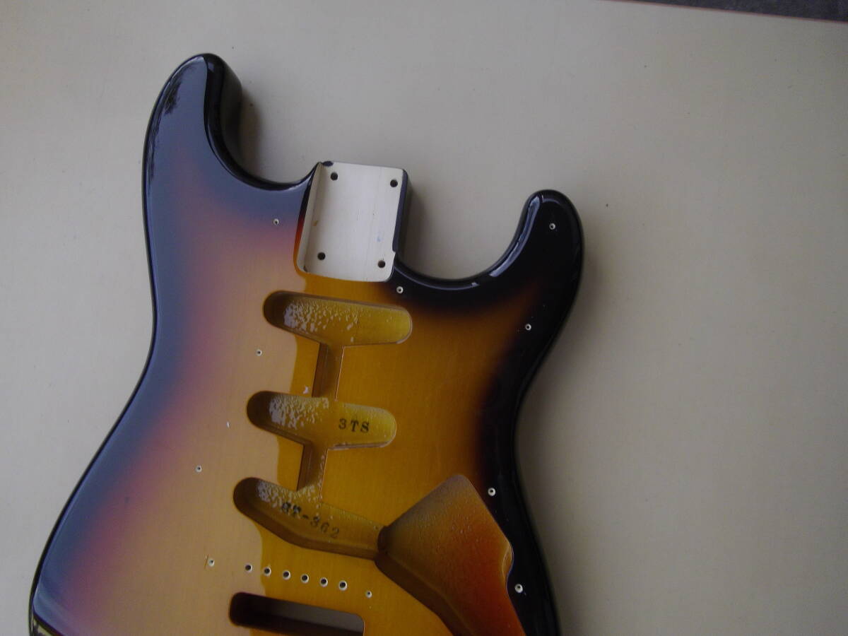  Fender JAPAN ST62  BODY の画像3