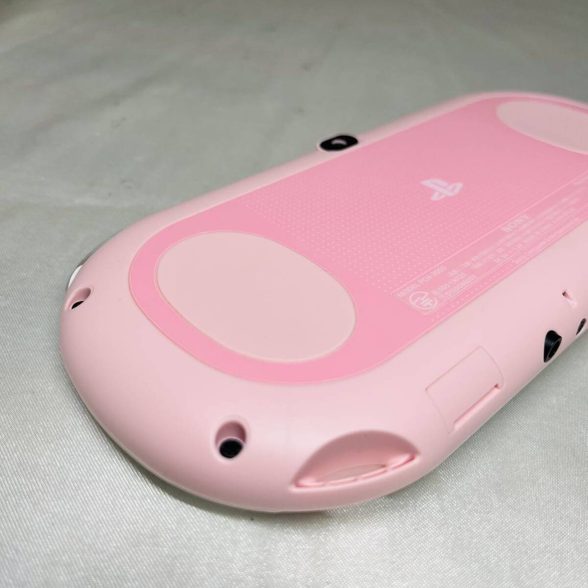 ★1円〜 FW3.74 美品 動作確認済 SONY PS Vita PCH-2000ZA19 ライトピンク ホワイトWi-Fiモデル 本体 light pink white_画像6