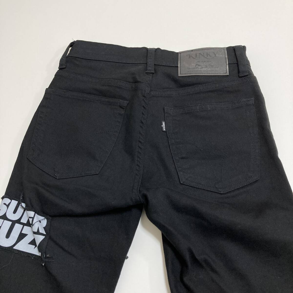KINKY HYSTERIC GLAMOUR ロゴ パッチ ワッペン スキニーパンツ ブラック 黒 レディース W23 ヒステリックグラマー スリム archive 4010164