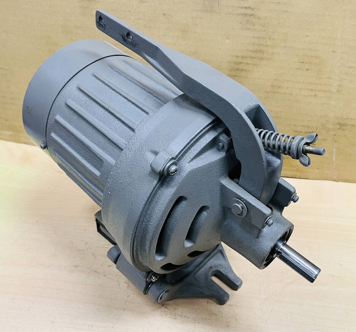Yahoo!オークション - 三菱 クラッチモーター CB-402E 小型 Yahoo!オークション - 三菱 クラッチモーター CB-402E 小型