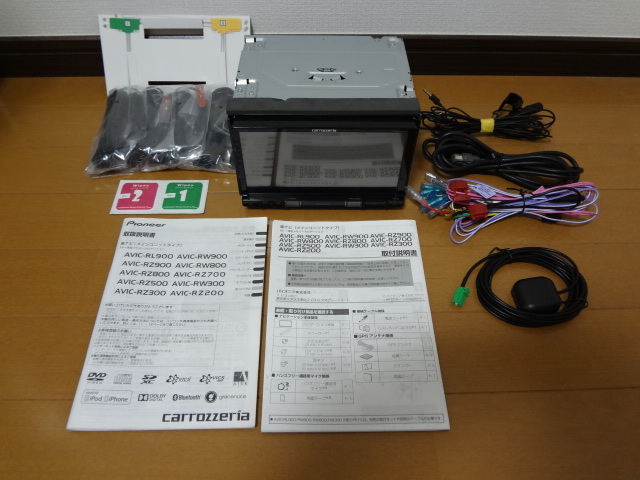 ☆パイオニア　楽ナビ　AVIC-RZ900 　2023年第2.1.1版　最新版地図 　超美品☆_画像1