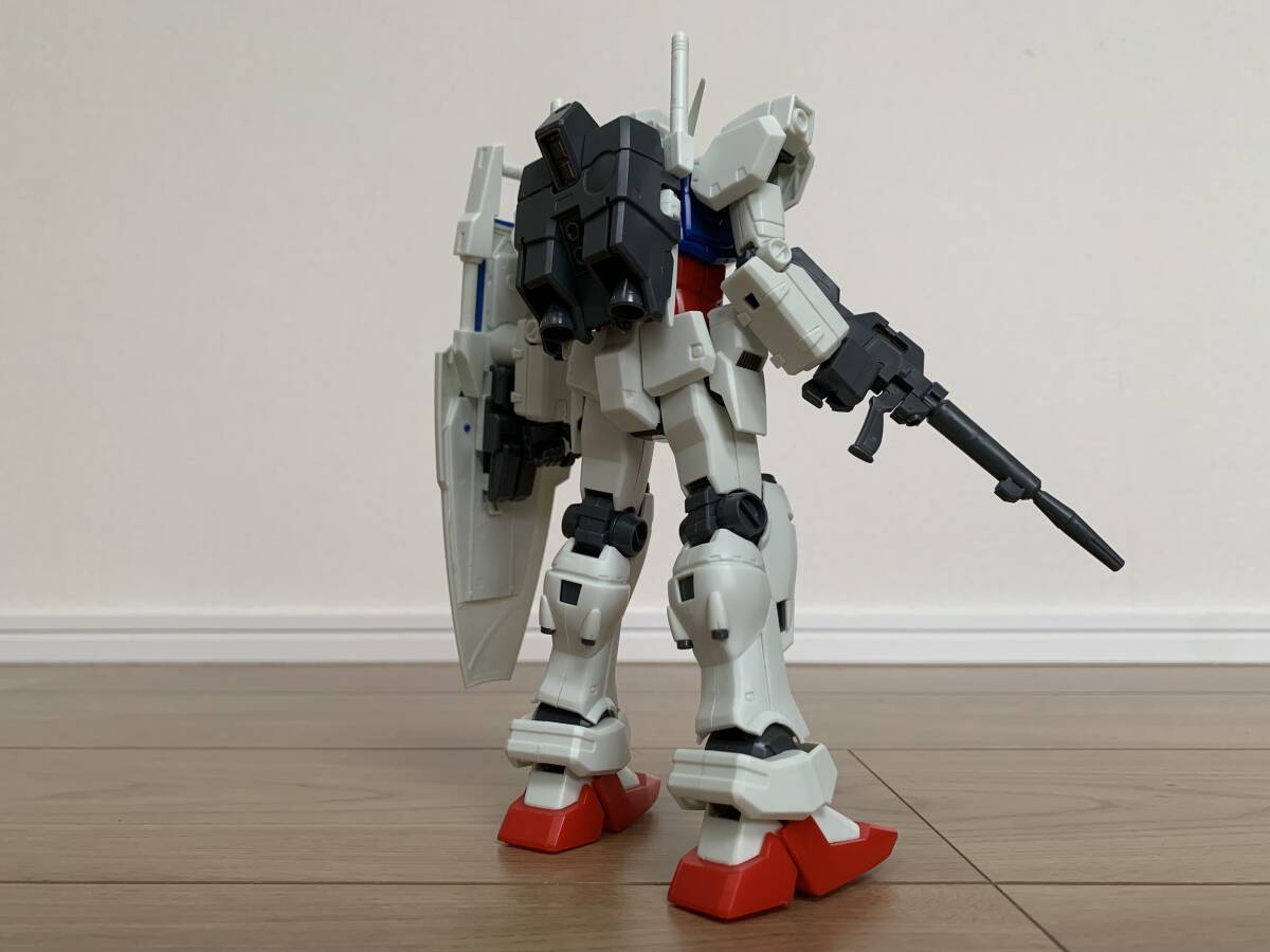 バンダイ　機動戦士ガンダム0083 MG 1/100 RX-78 GP01 ゼフィランサス 【素組】ジャンク_画像2