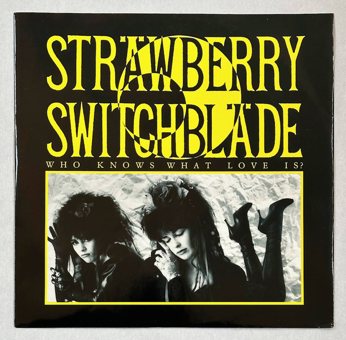 ■1985年 オリジナル UK盤 Strawberry Switchblade - Who Knows What Love Is? 12”EP KOW 41(T) Korova_画像1